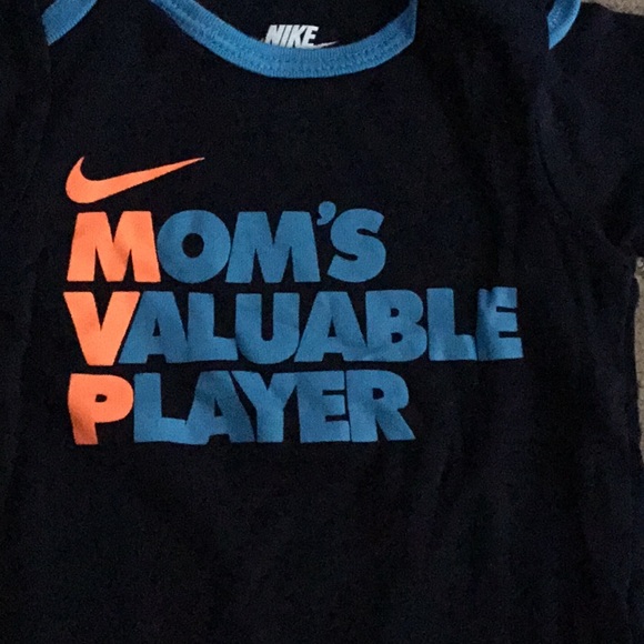 Nike onesie - Picture 2 of 4